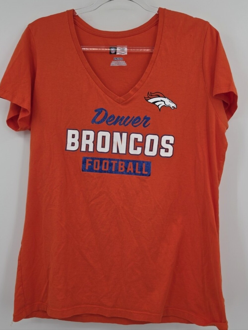 NFL Team Apparel Denver Broncos Tee XL Orange Short Sleeve V Neck Glitter Logo